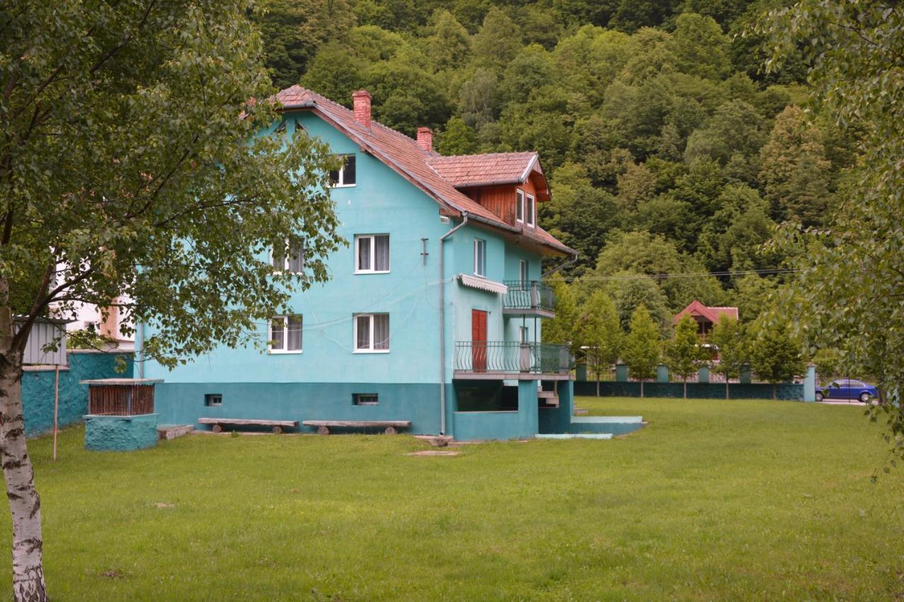 Casa Verde Hotell Rîu de Mori Eksteriør bilde